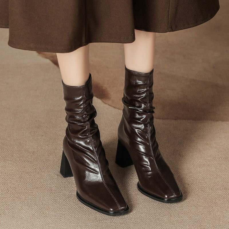 Chic Leather Slouch Boots